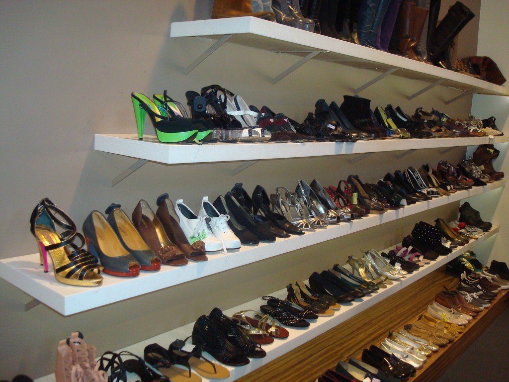 retro urban shoe store