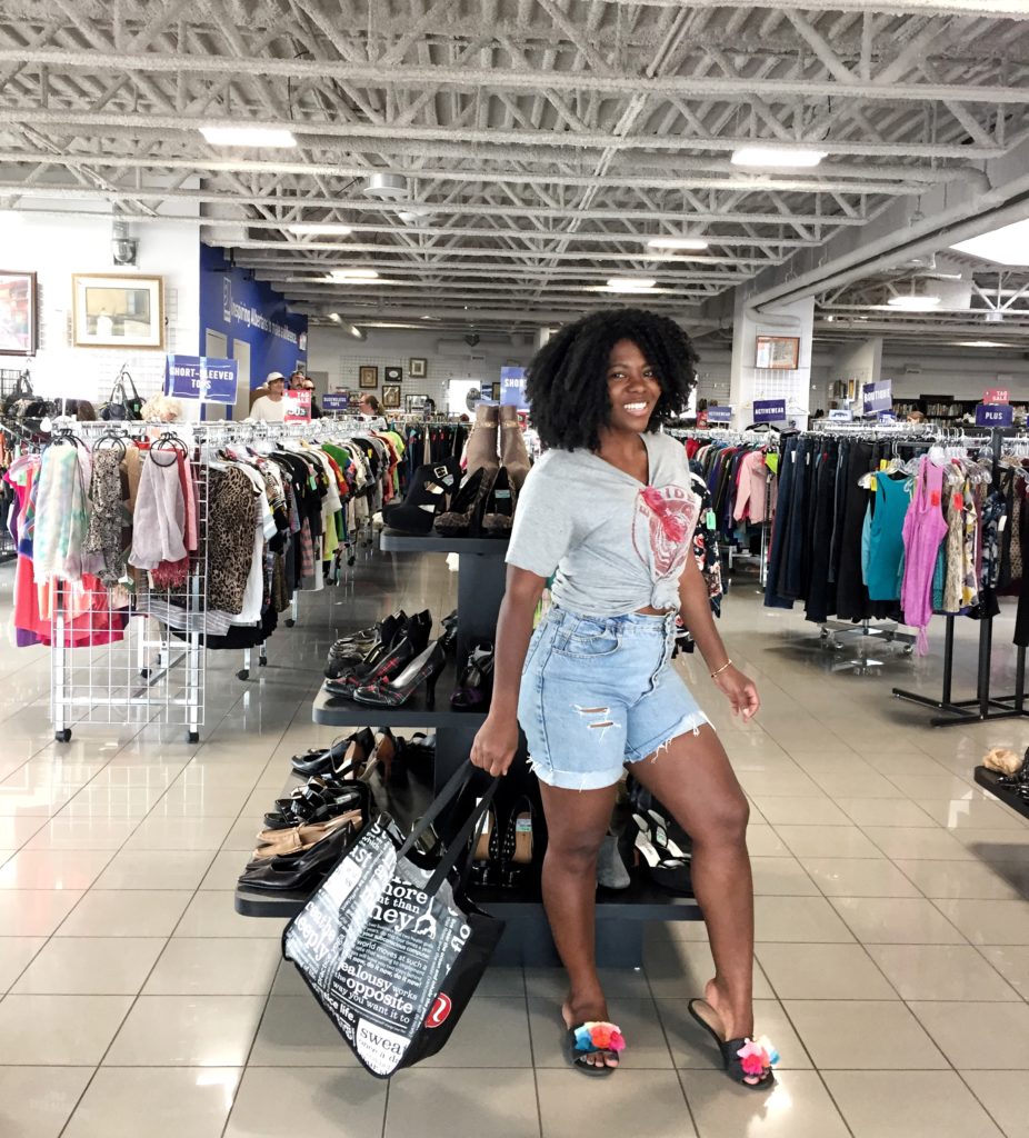 Goodwill shopping with Looking Fly on a Dime - National Thrift Shop Day