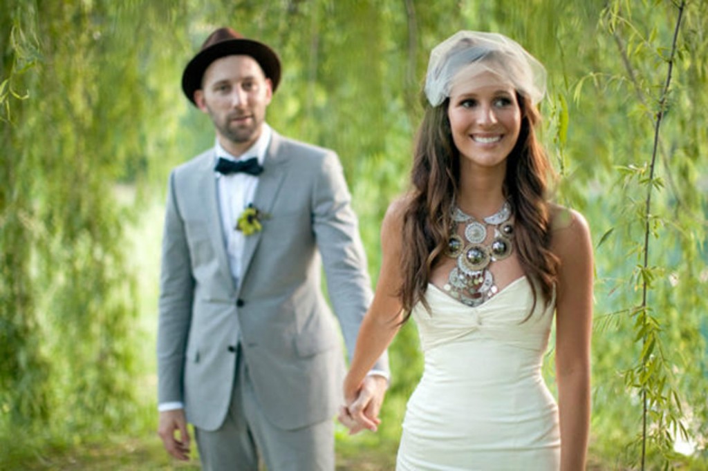 statement jewelry wedding dress, secondhand wedding dress