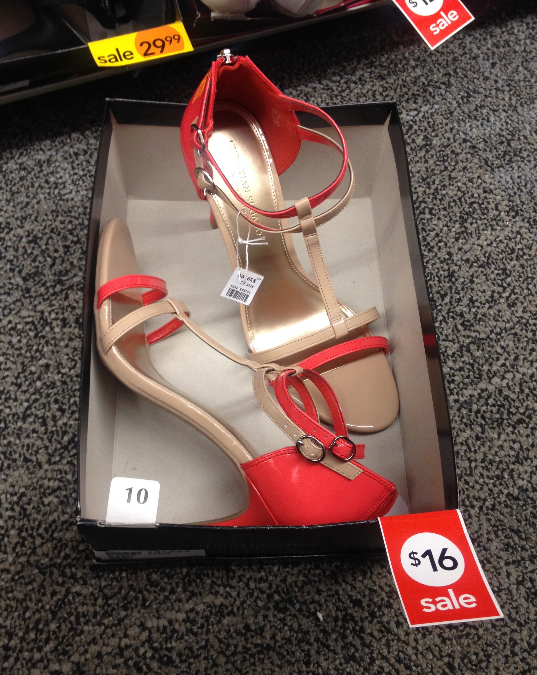 red wedges payless
