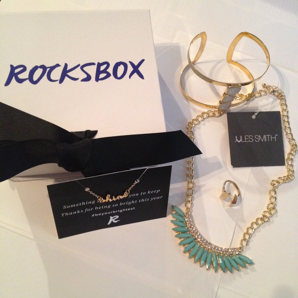 rocksbox-jewelry-statement-necklace-cutout-ring-wire-bangle