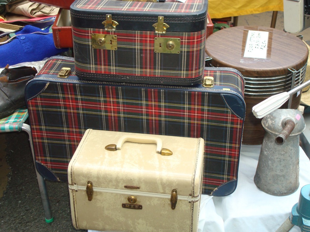 old-luggage-vintage-travel-case-1024x768