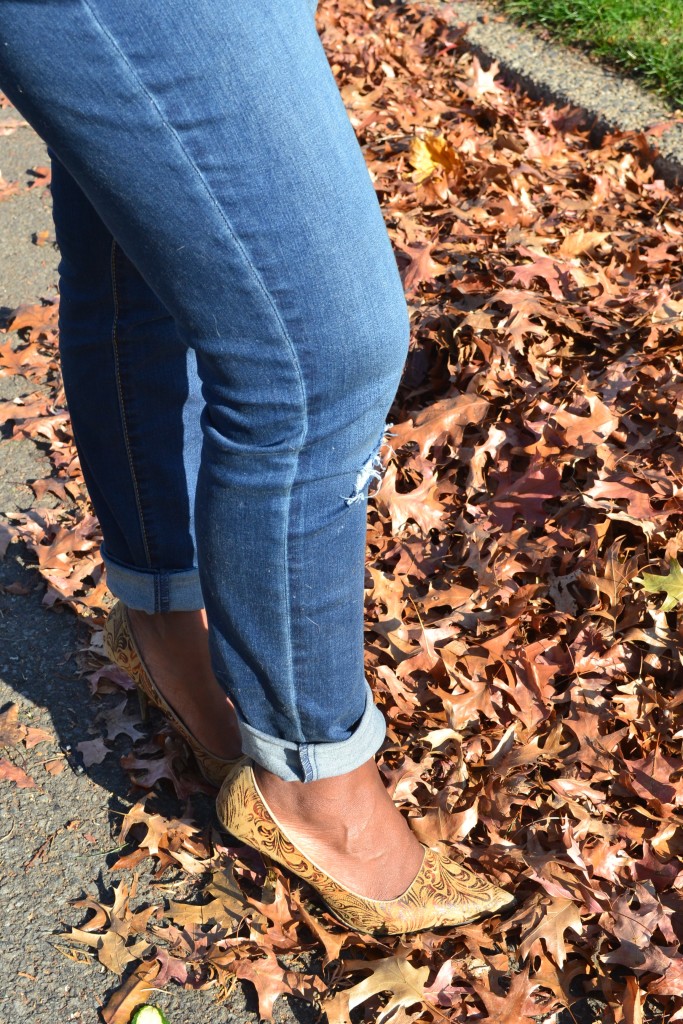 denizen-curvy-skinny-jeans-printed-heels-printed-stilettos-looking-fly-on-a-dime