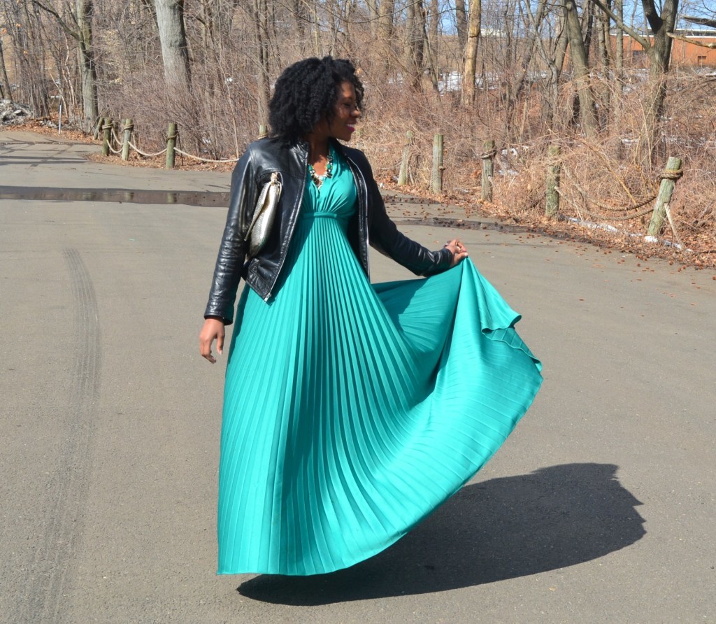 thrift-shopping-vintage-dress-vintage-green-pleated-dress