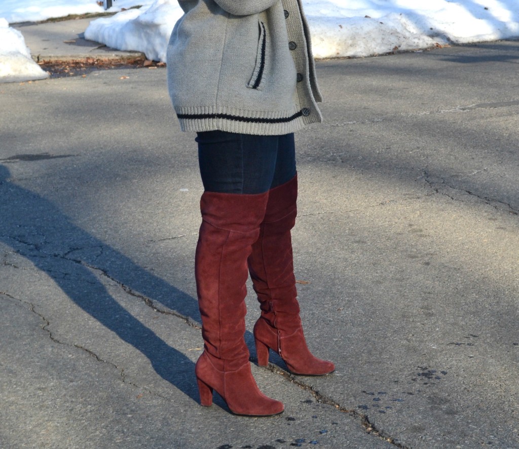 suede-over-the-knee-boots-chunky-sweater-how-to-wear-over-the-knee-boots-looking-fly-on-a-dime