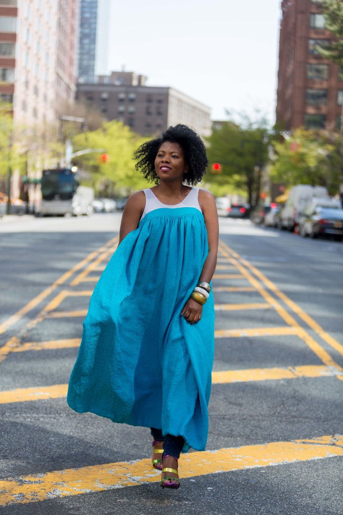 Thrifty Threads: The Awesome $10 Vintage Dress That's More Than Meets the Eye