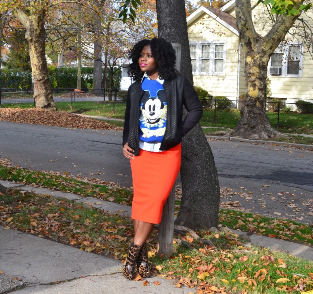 looking-fly-on-a-dime-sears-metaphor-collection-work-wear-what-to-wear-to-work-VINTAGE-mickey-sweatshirt