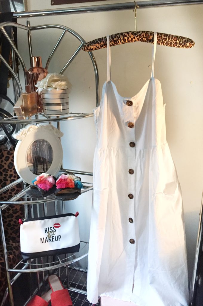 Looking Fly on a Dime: white button front linen dress